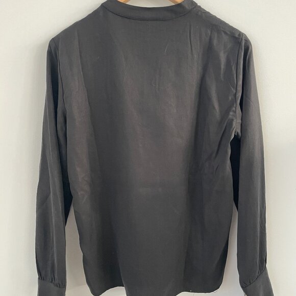 Black .Object shirt, assym tortoise sheel buttons; size EUR 36 (US 6); new - Picture 2 of 9